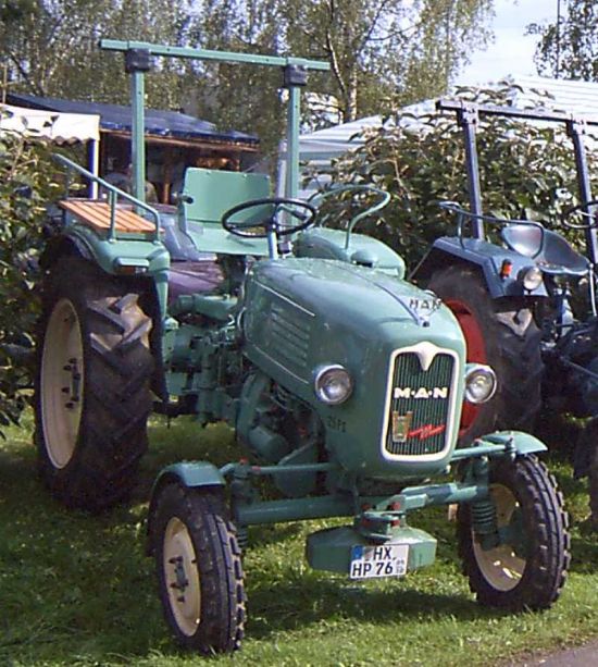 M-2004-05-007.jpg