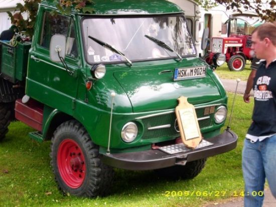 Daimler_Benz_2009-02.jpg