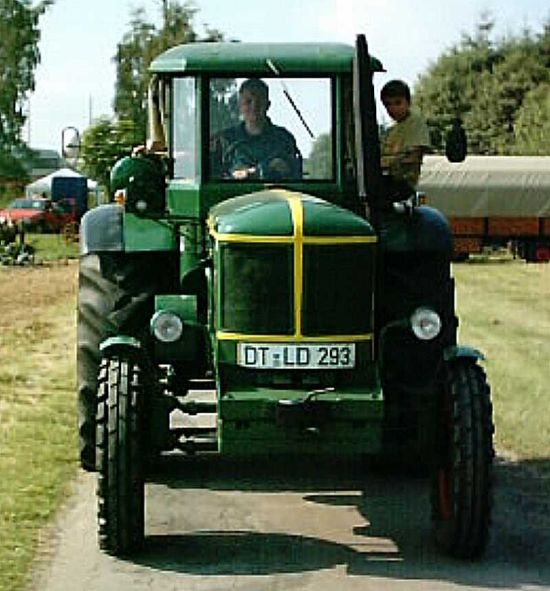 D-2004-05-000.jpg
