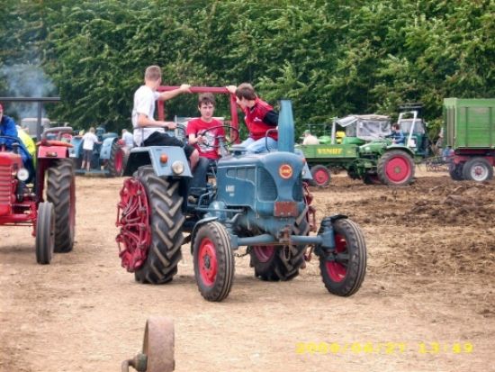 Lanz_Bulldog_2009-07.jpg